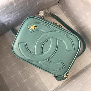 Chanel Epidemic chest bag Lambskin Green - 6