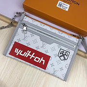 LOUIS VUITTON White Flat Postman Bag 27cm - 6