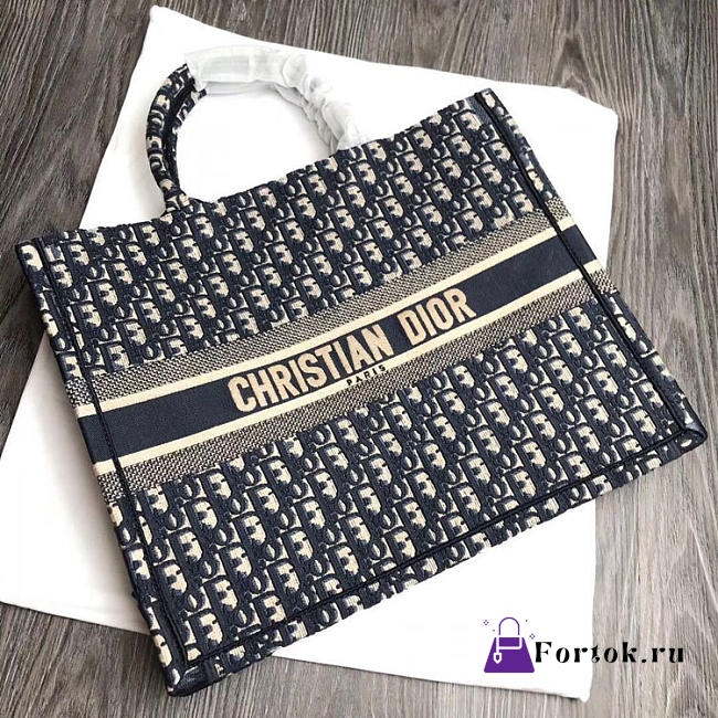 DIOR Large BOOK TOTE Embroidered Oblique Blue Velvet M1286  - 1