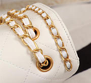 Chanel Flap Bag White 27cm - 2