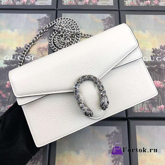Gucci White Small Chain Bag 19cm - 1