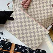 LOUIS VUITTON Neverfull MM Handbag 32cm  - 5