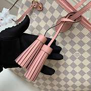 LOUIS VUITTON Neverfull MM Handbag 32cm  - 6