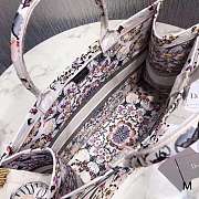 Dior Colored Jacquard Canvas Handbag 03 - 3