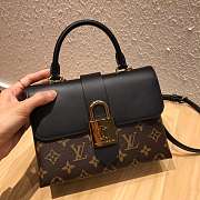 LOUIS VUITTON Locky Postman Package Black 20.5cm - 1