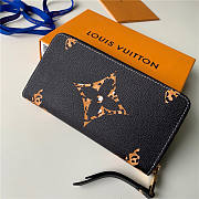 LOUIS VUITTON Zippy Wallet Black M60017 19cm - 6