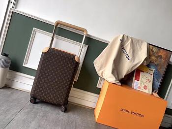 LOUIS VUITTON Travel box Monogram HORIZON 50 M23209 