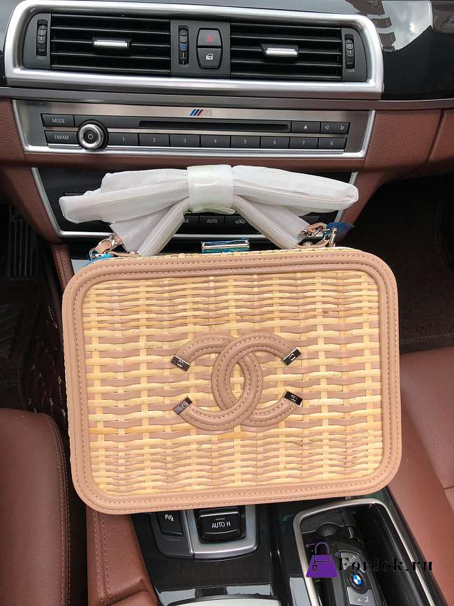 CHANEL Cosmetic Bag Rattan Bag Apricot color - 1