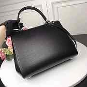 Louis Vuitton CLUNY MM ORNNN Black - 3