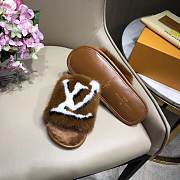 LV slippers 04 - 2