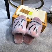 LV slippers 04 - 4