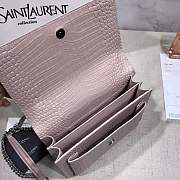 YSL SUNSET Embossed Crocodile Shiny Pink 22cm - 4
