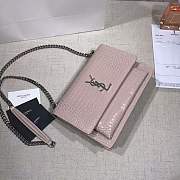 YSL SUNSET Embossed Crocodile Shiny Pink 22cm - 3