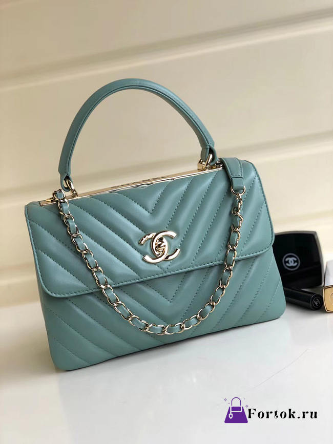 Chanel New Bright Handbag Blue Gold/Silver Hardware 25cm - 1