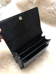 YSL Monogram KATE in Embossed Crocodile Shiny Black 22cm - 6