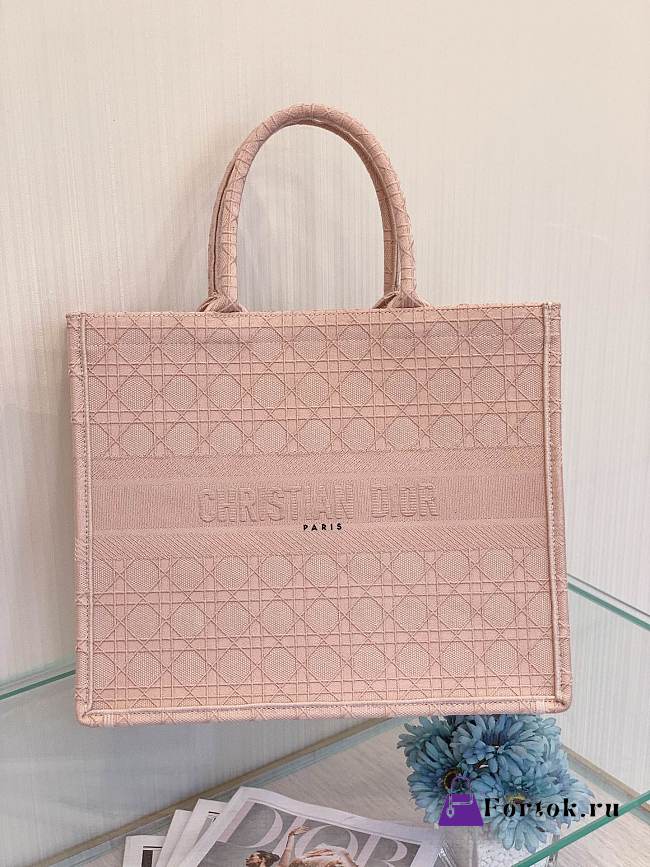 Dior Large BOOK TOTE 2020ss Pink  - 1