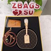 Louis Vuitton Reverse Monogram - 1