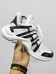 Louis Vuitton men's and women's models White - 6