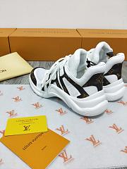 Louis Vuitton men's and women's models White - 5