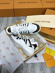 Louis Vuitton men's and women's models White - 4