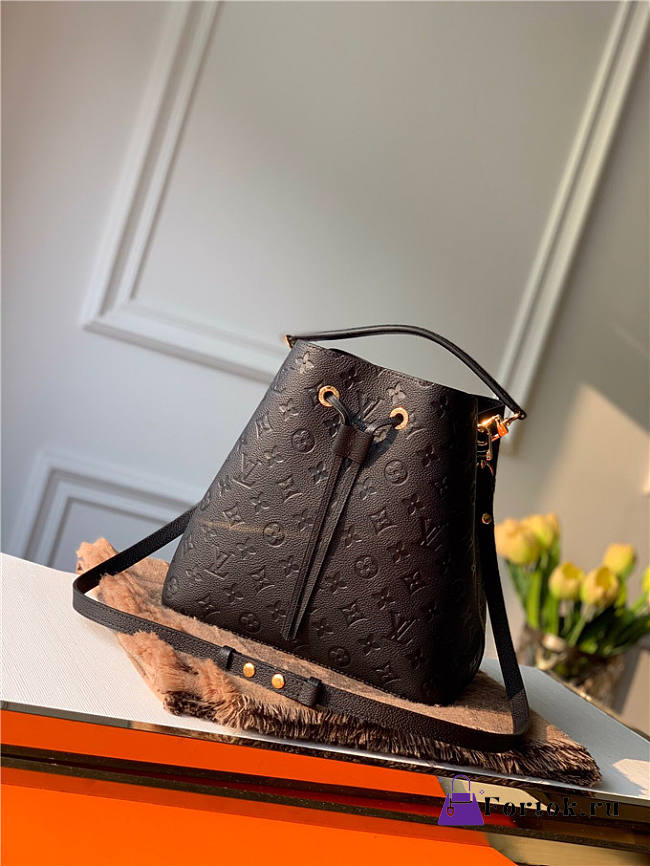 Louis Vuitton Neonoe MM Bag M45307 26cm - 1