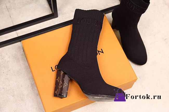 LOUIS VUITTON sock boots - 1