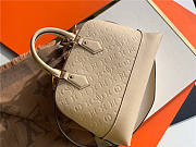 louis vuitton alma pm bag #m44832 White 32cm - 1