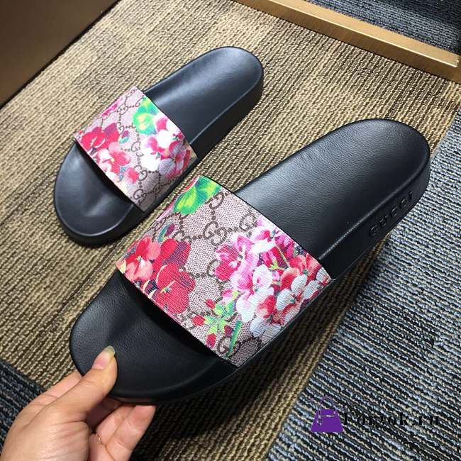 Gucci slippers 08 - 1