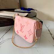 Louis Vuitton mini pochette accessoires bag Pink 15.5cm - 6