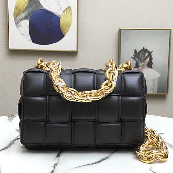 Bottega Veneta Gold Chain Cassette Black 44048 26cm