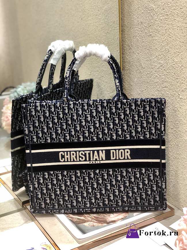 DIOR Small BOOK TOTE Embroidered Oblique Blue Velvet M1286  - 1