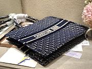 DIOR Small BOOK TOTE Embroidered Oblique Blue Velvet M1286  - 3