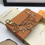 LOUIS VUITTON FLOWER FINESSE CHAIN BAG CHARM M68998  - 1