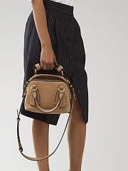 CHLOE Small DARIA BAG in grained & shiny calfskin Cement Brown CHC20US 22x9x18CM  - 6