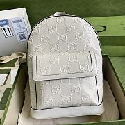 GUCCI GG embossed backpack White leather 658579  - 4