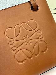 LOEWE Anagram Tote in classic calfskin Tan 10933 30cm  - 6