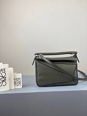 LOEWE Mini Puzzle bag in classic calfskin Khaki Green 32230U  - 6