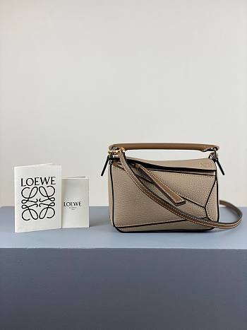 LOEWE Mini Puzzle bag in classic calfskin Gray 32230U