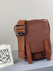 LOEWE XS Military Crossbody in soft grained calfskin Cognac - 3