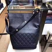 Chanel hippie shoulder bucket bag black 36cm  - 5