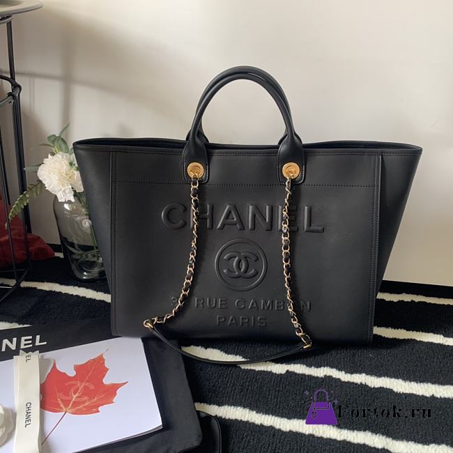 CHANEL Shopping Bag Embossing Calfskin leather Black 50cm - 1