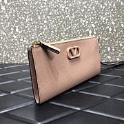VALENTINO Garavani Clutch V-shaped buckle Nude 060# 24.5cm - 2