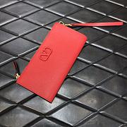 VALENTINO Garavani Clutch V-shaped buckle Red 060# 24.5cm - 6