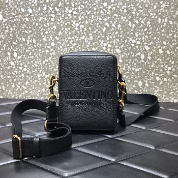 VALENTINO Garavani Dark vintage gold tone Zipper Black 0954# 16cm