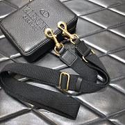 VALENTINO Garavani Dark vintage gold tone Zipper Black 0954# 16cm - 5