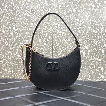 VALENTINO Garavani Mini Vlogo Hobo Bag Black 0707# 20cm