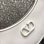 VALENTINO Garavani Mini Vlogo Hobo Bag White 0707# 20cm - 3