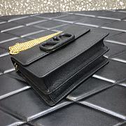 VALENTINO Garavani VRING chain wallet Black 069# 17.5cm - 2