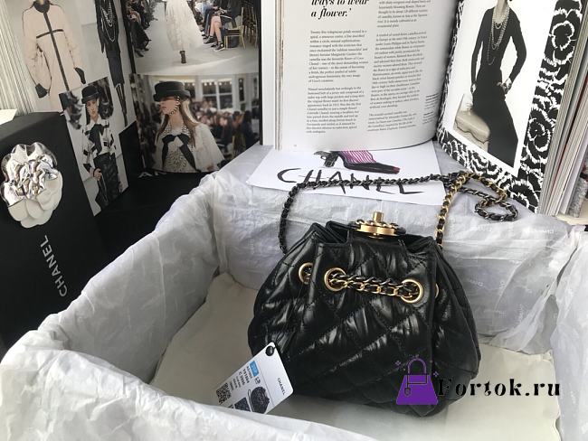 CHANEL Bucket Black AS1802 20cm - 1