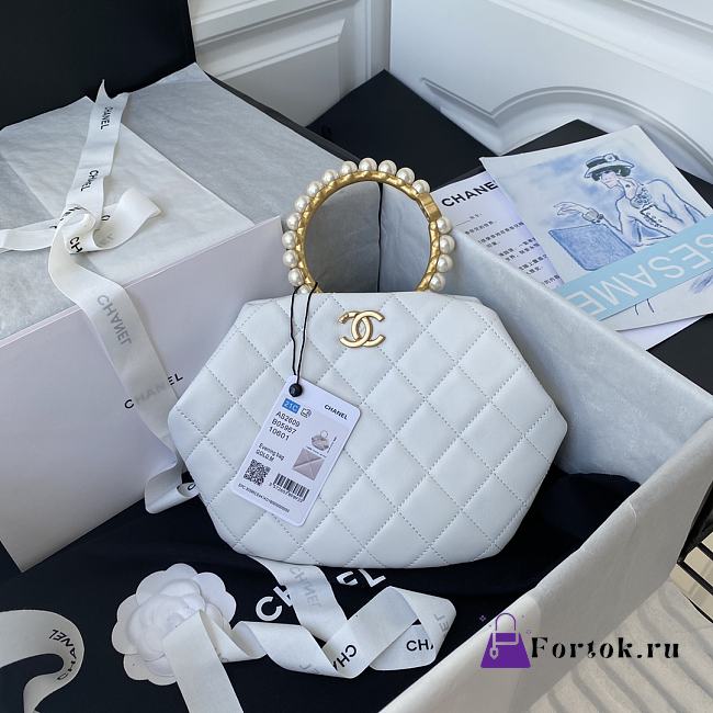 CHANEL Clutch Lambskin Artificial Pearl Top Handle Bag White AS2609 30cm - 1